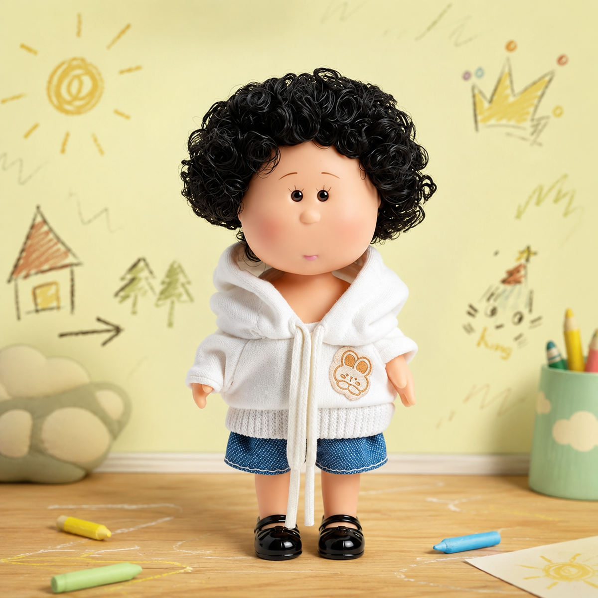 14cm MIA Potato Doll Keychain, Black Curly Hair White Bunny‑Patch Hoodie Denim Shorts Casual Style Backpack Charm Gift for Collectors