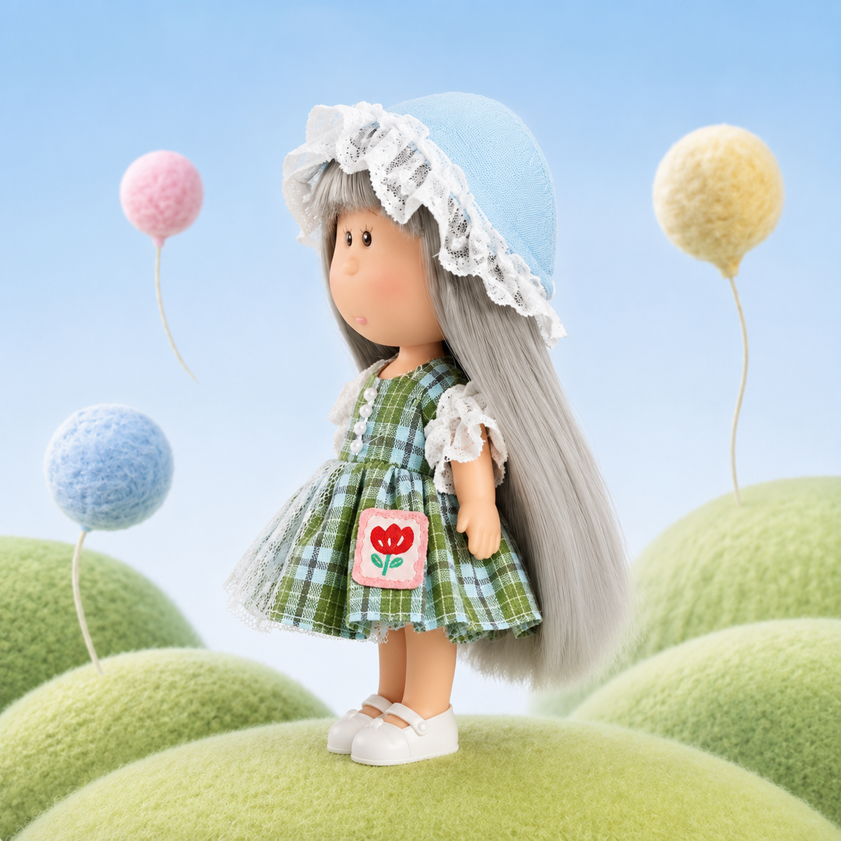 14cm MIA Potato Doll Keychain, Lace Bonnet Plaid Lace Dress Cottage Style Backpack Charm Holiday Gift for Girls