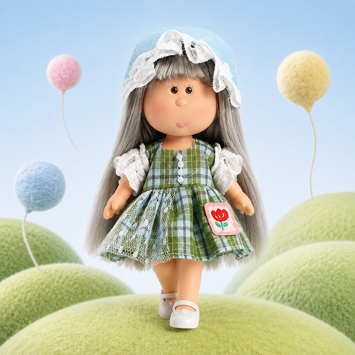14cm MIA Potato Doll Keychain, Lace Bonnet Plaid Lace Dress Cottage Style Backpack Charm Holiday Gift for Girls